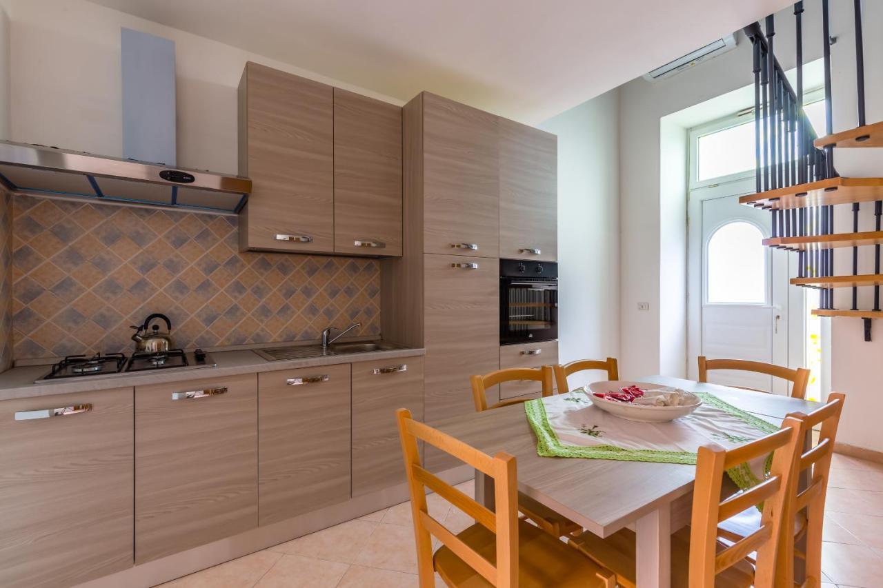La Terrazza Sul Giardino Apartment Procida Exterior photo