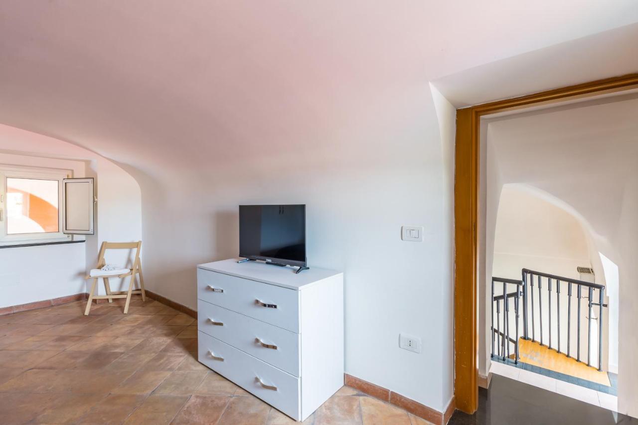 La Terrazza Sul Giardino Apartment Procida Exterior photo