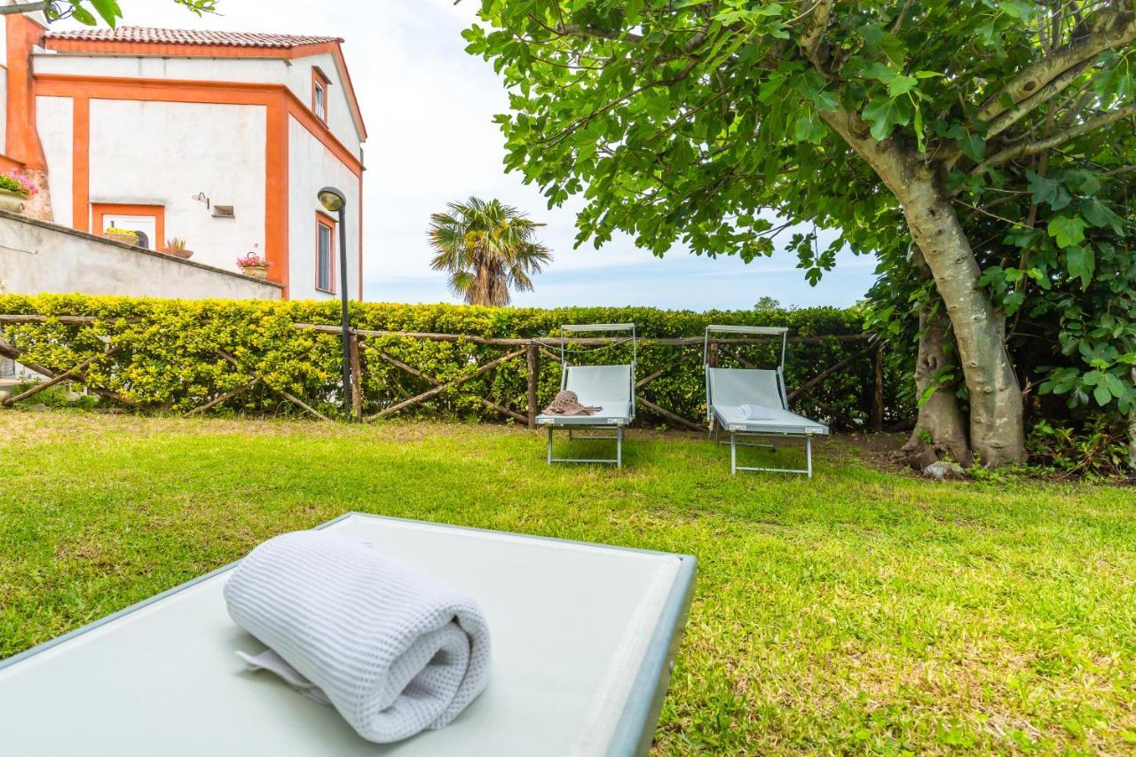 La Terrazza Sul Giardino Apartment Procida Exterior photo